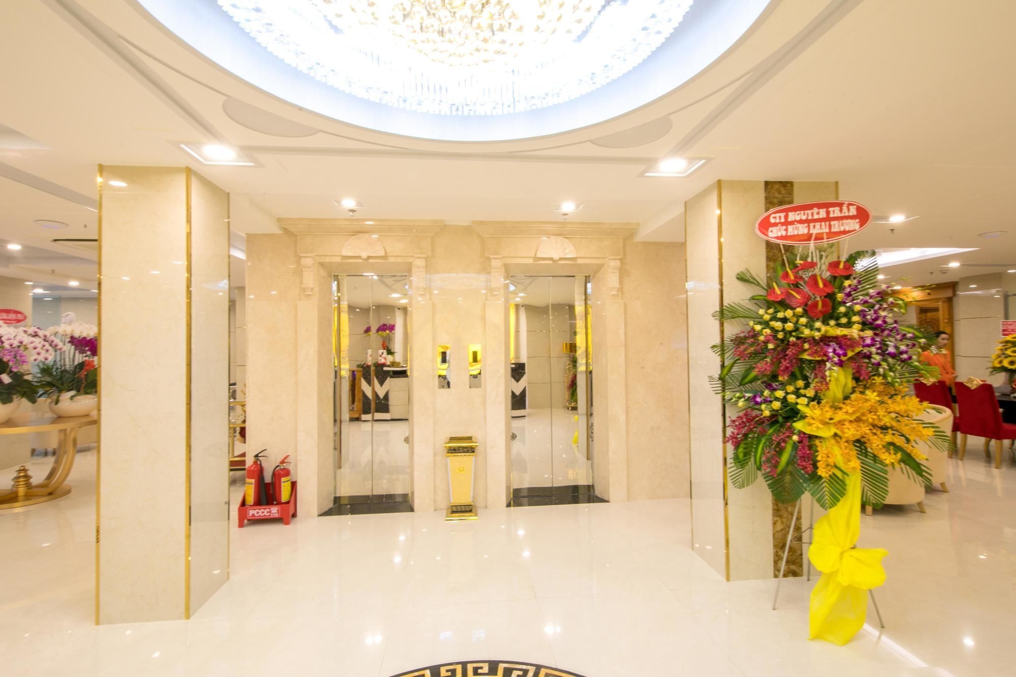 Le Saigon Hotel Ciudad Ho Chi Minh  Exterior foto